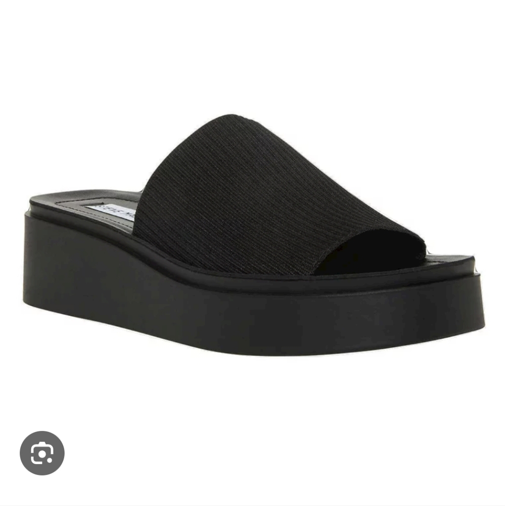 ⬇️$39 EUC Steve Madden black platform Jolee wedges 9M